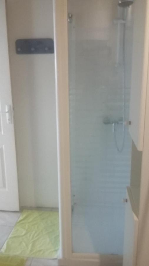 Appartement Dans Hameau Provencal Allauch Esterno foto