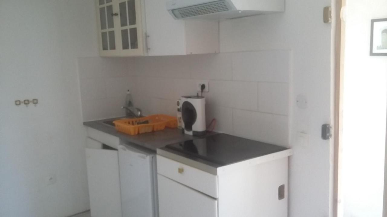 Appartement Dans Hameau Provencal Allauch Esterno foto